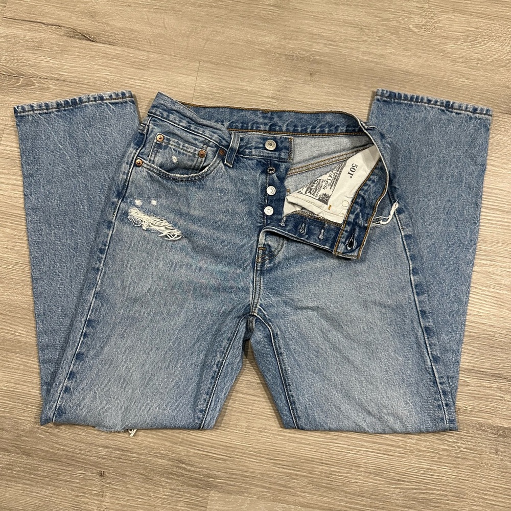 Levi's 501 Light Blue Straight Cropped Distressed Jeans - Picture 3 of 8